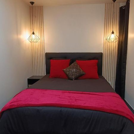 Evasion Romantique Avec Jacuzzi Interieur Rosières-près-Troyes Exterior foto